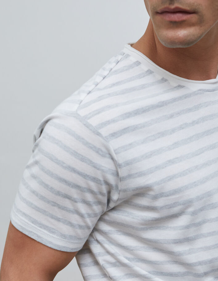 Weißes Herren-T-Shirt, innen mit Storm-Streifenmotiven - IKKS