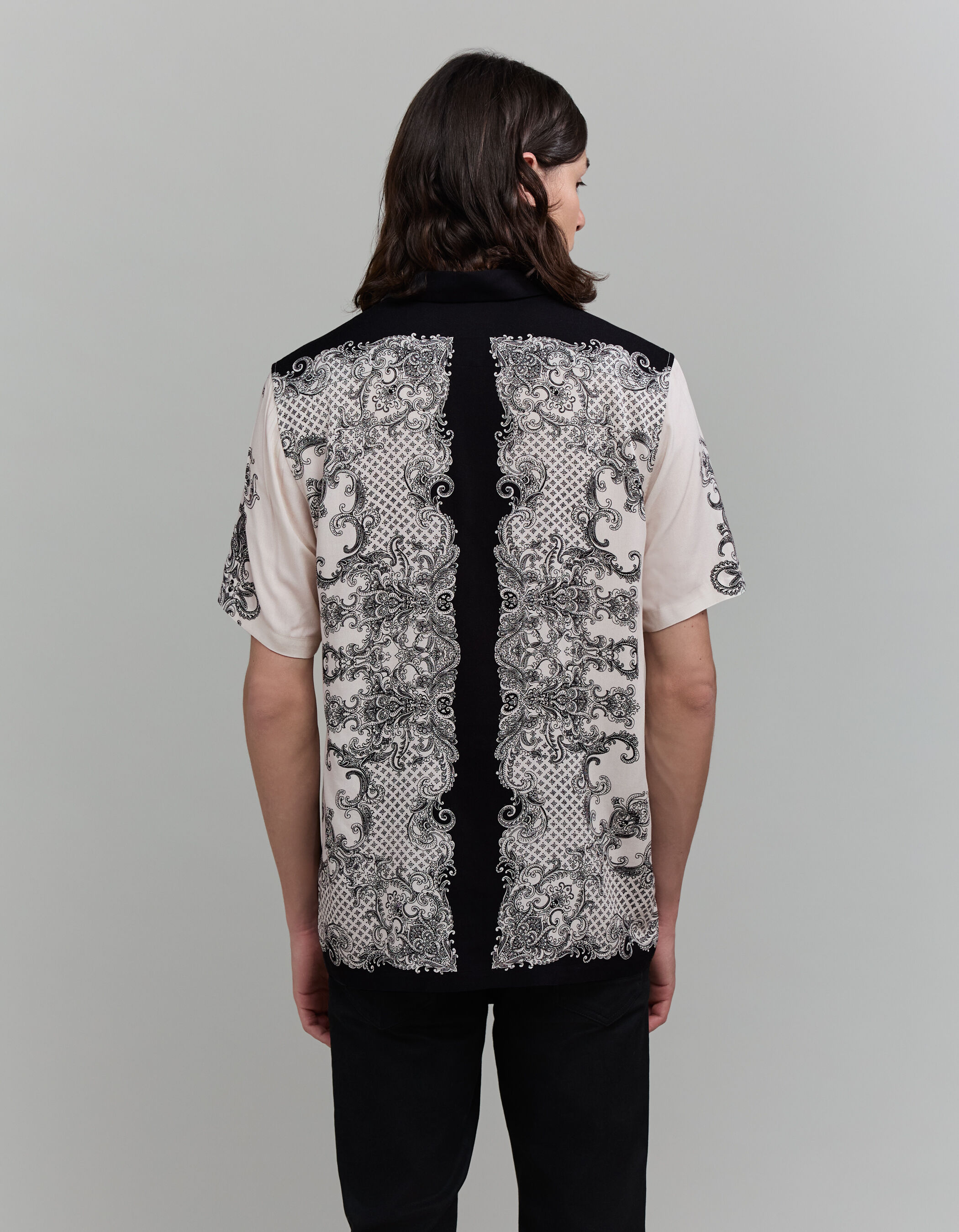 Chemise REGULAR noire motif baroque Homme IKKS