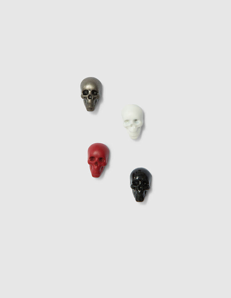 Boys’ pin badges-1