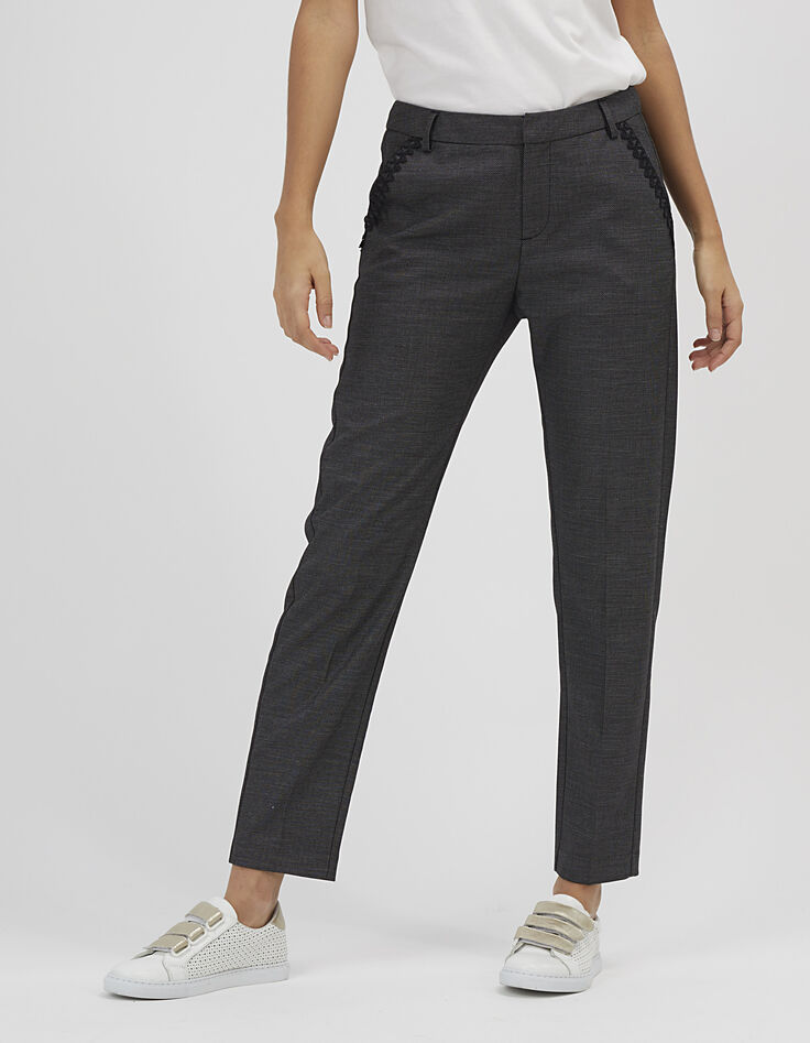 Pantalón de traje negro con encaje-3 Pantalón de traje negro con encaje-3