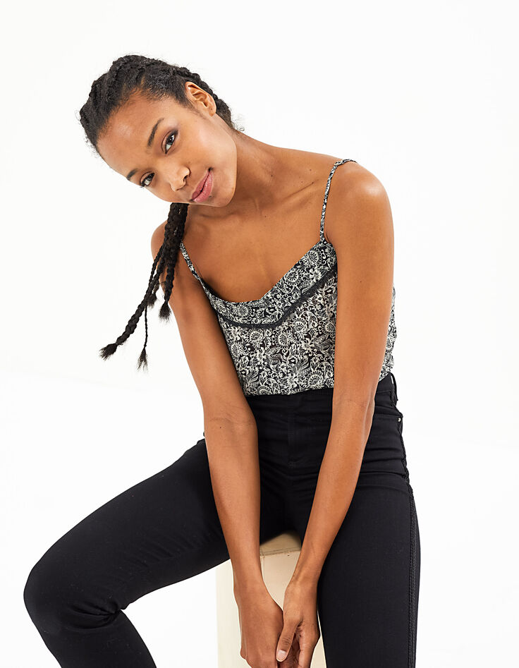 Top negro estilo lencero estampado cachemira I.Code-1 Top negro estilo lencero estampado cachemira I.Code-1
