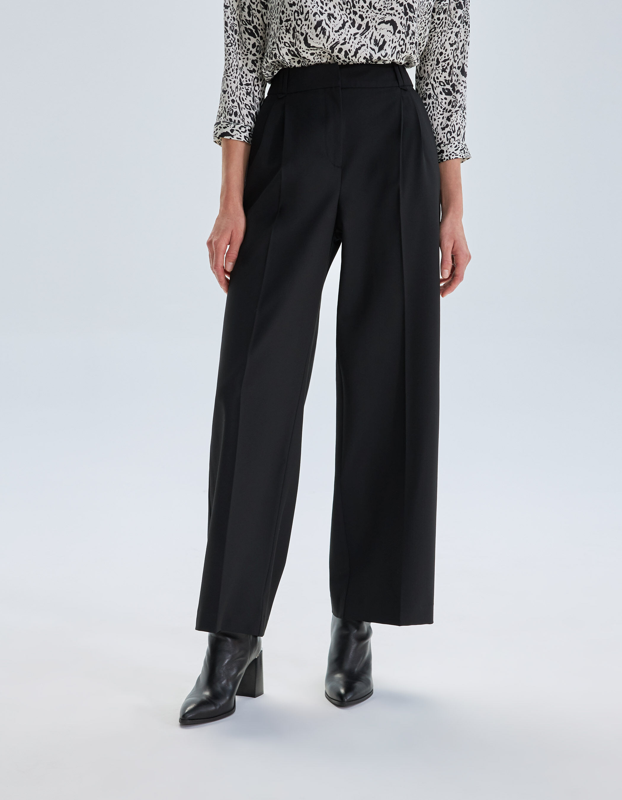 Pantalon taille haute on sale femme large