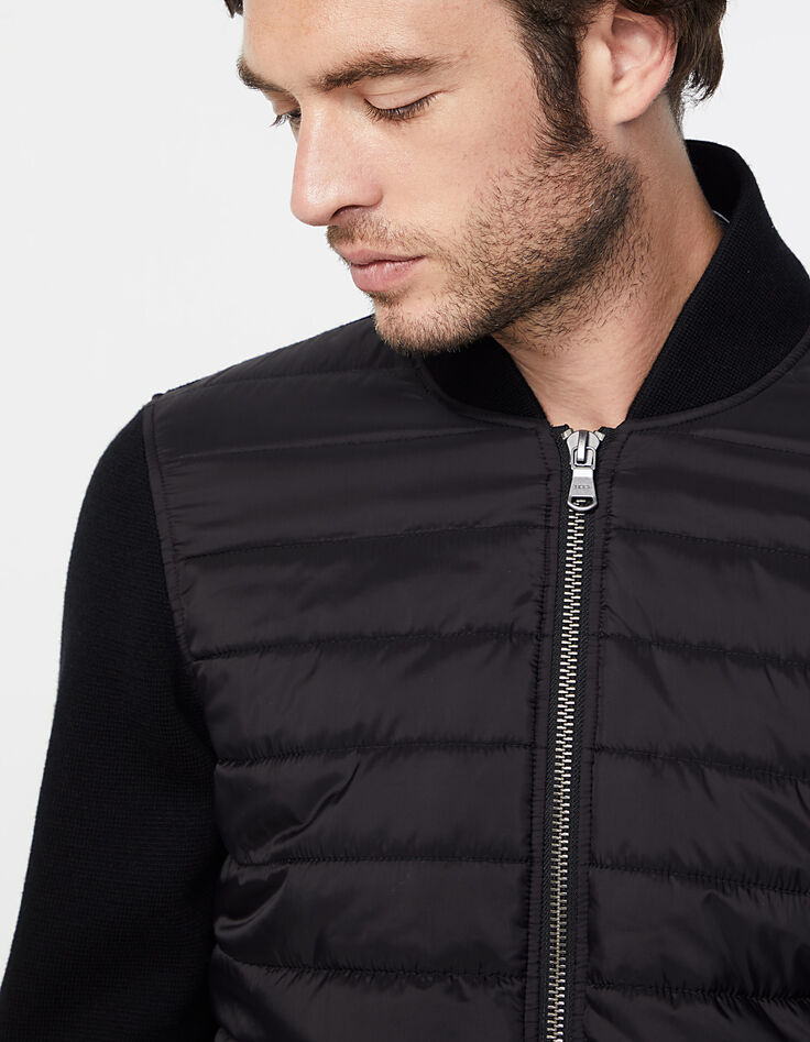 Schwarze Herrensteppjacke mit Strickärmeln und -rücken-4