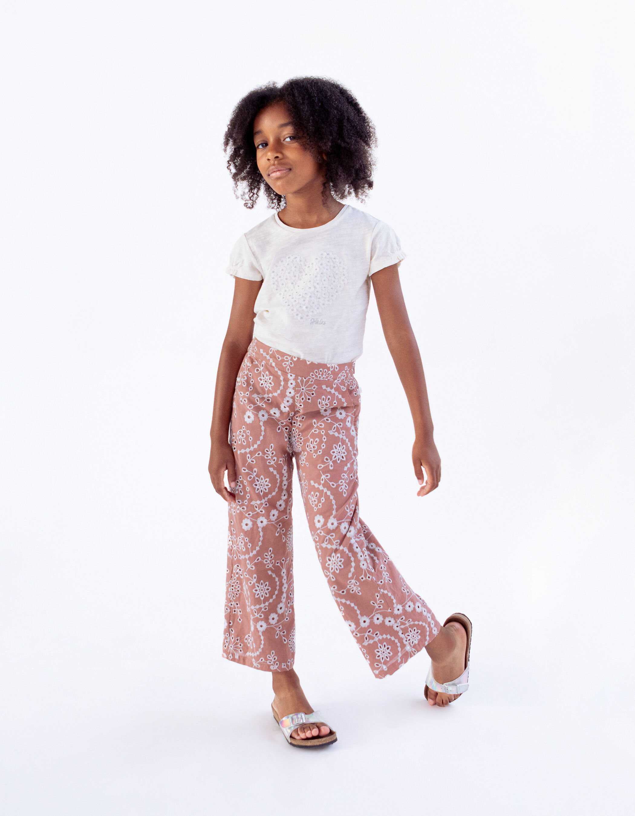 Pantalon vieux rose coton bio broderies fleurs fille IKKS
