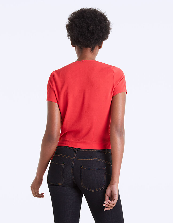 Top en crêpe rouge encolure cache-cœur femme-3