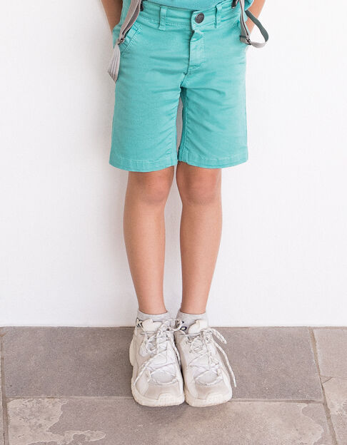 Bermudas chino turquesa revisitadas niño