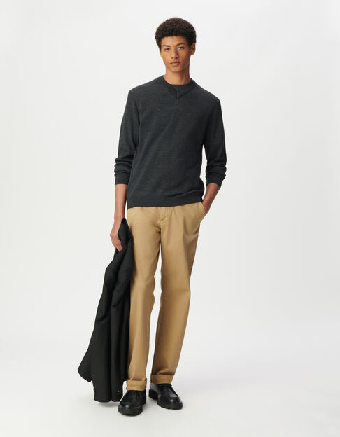 Men’s grey fine-knit wool V-neck sweater - IKKS