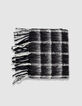Echarpe noire moelleuse motif carreaux Femme-3 Echarpe noire moelleuse motif carreaux Femme-3
