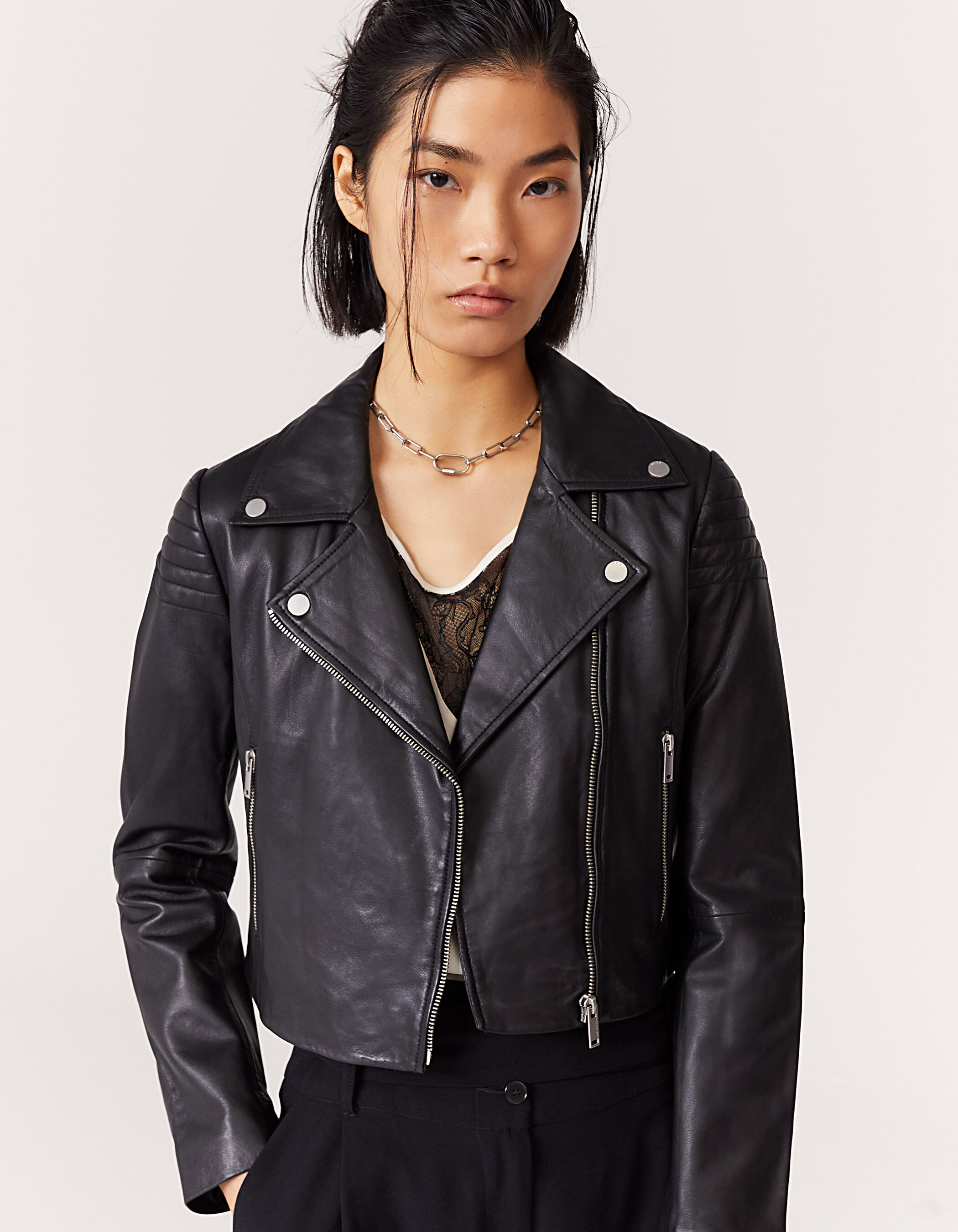 Women's quilted shoulder lambskin 