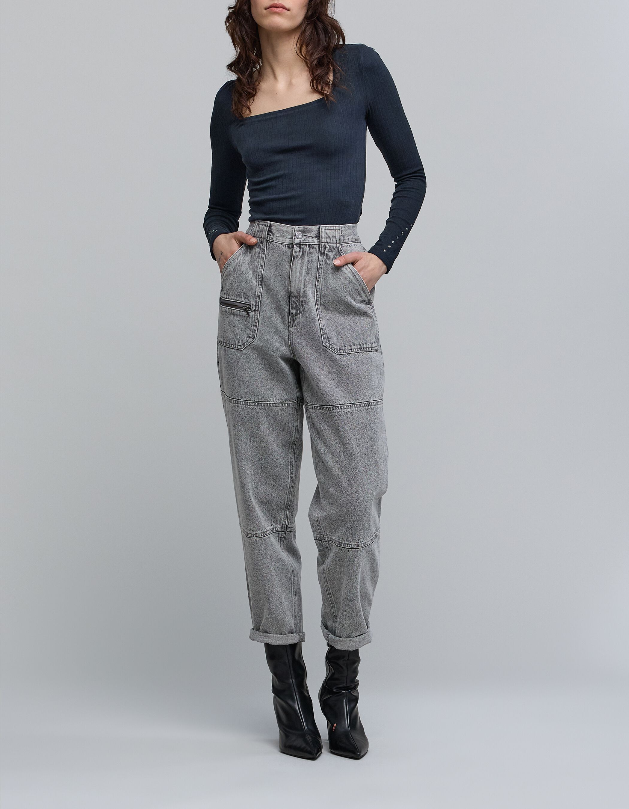 Women's navy rib knit tee-shirt with stud decoration