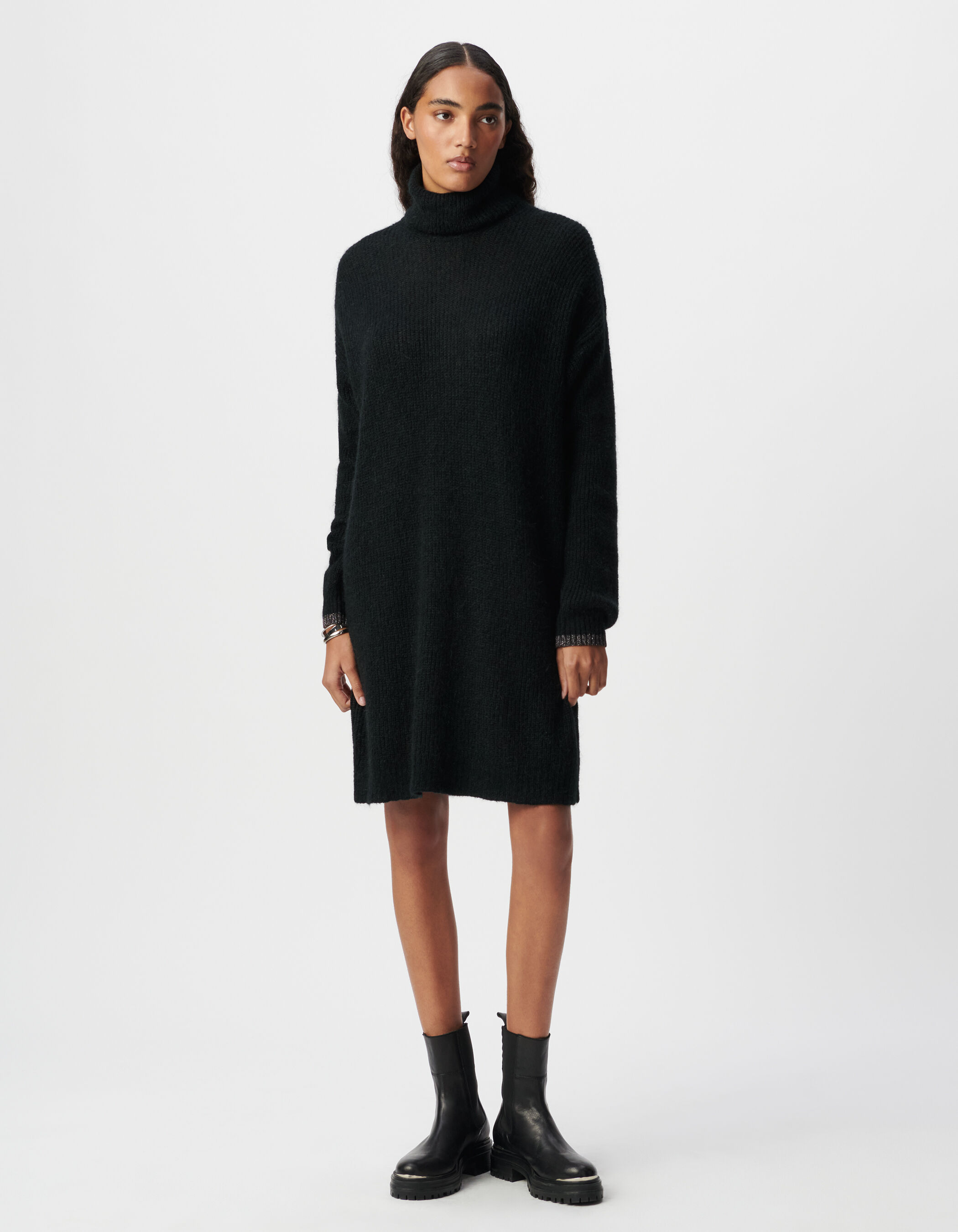 Robe pull col roule noir hotsell