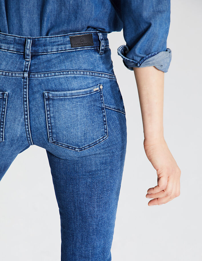 Women’s blue mid-high 7/8 sculpt-up slim jeans-3