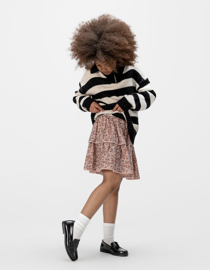 Girls’ pink short skirt with autumn flower print-1 Girls’ pink short skirt with autumn flower print-1
