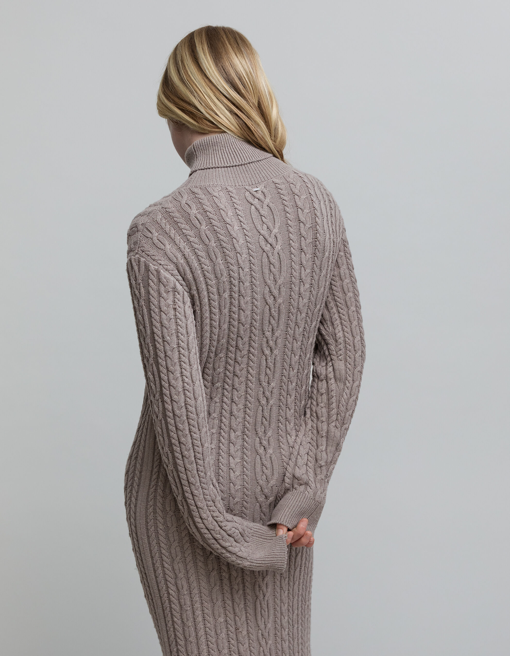 Robe en laine tricot on sale