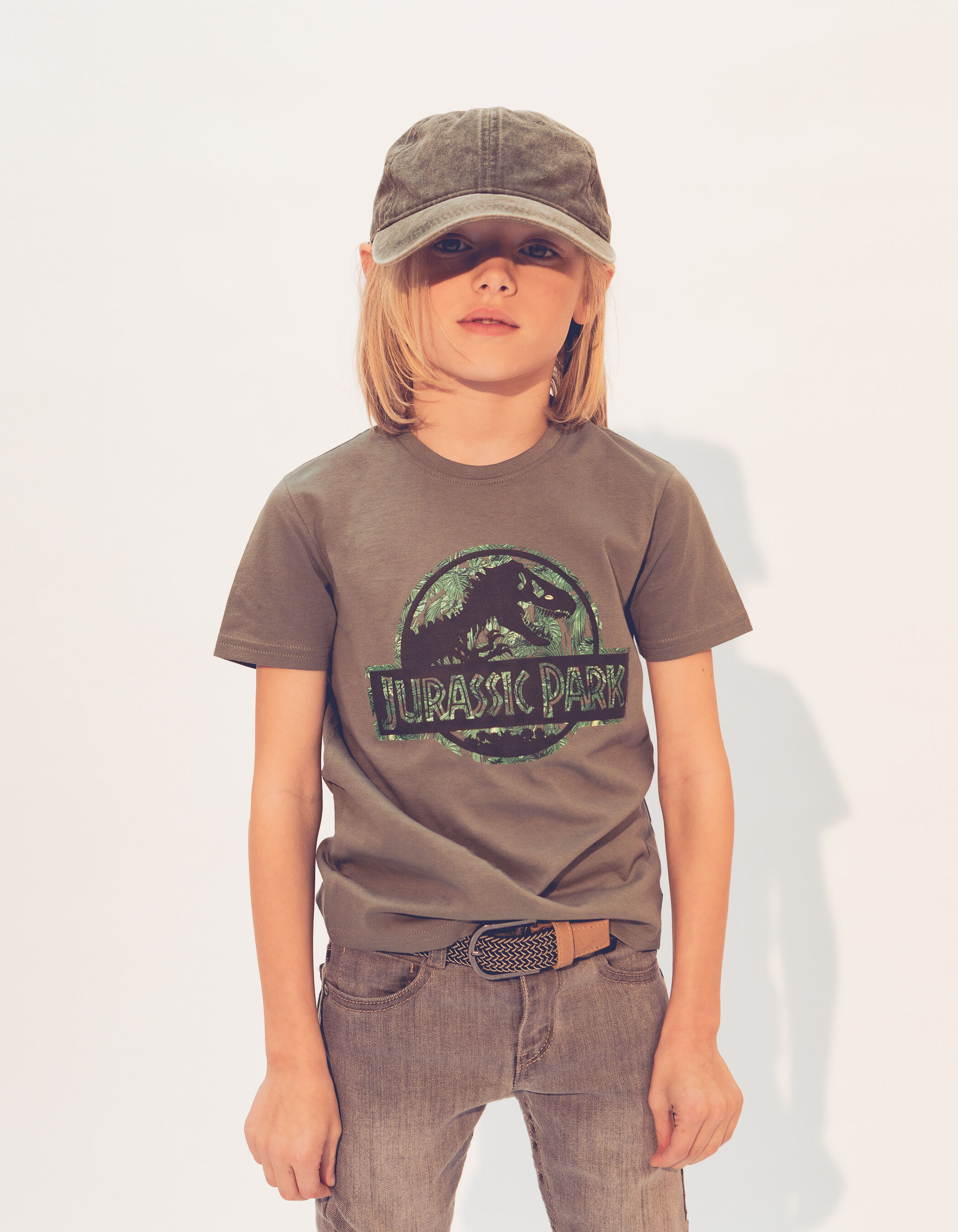 Camiseta caqui logo goma JURASSIC PARK nino IKKS