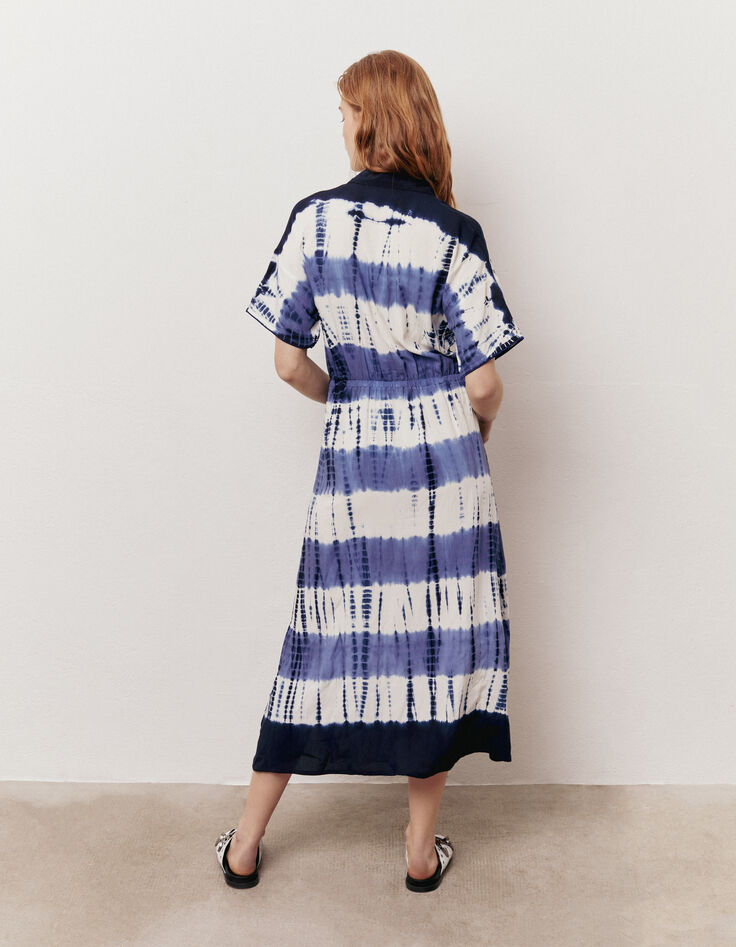 Damenkleid mit Knöpfen vorne und blau-weißem Tie-Dye-4