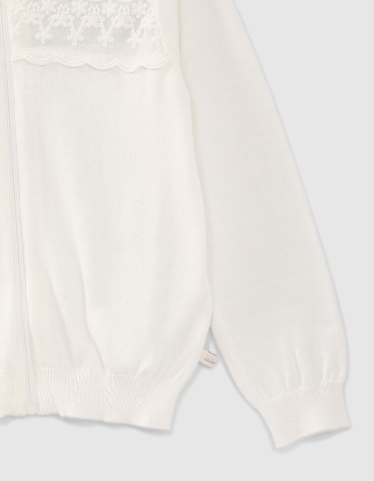 Cremewei&szlig;e M&auml;dchenstrickjacke mit Spitze-5