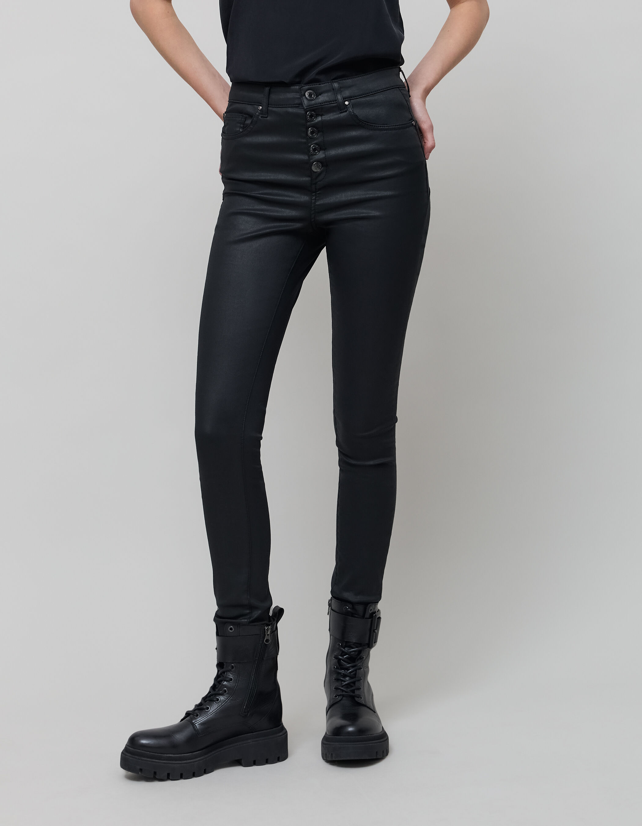 Jean noir 2025 taille haute femme