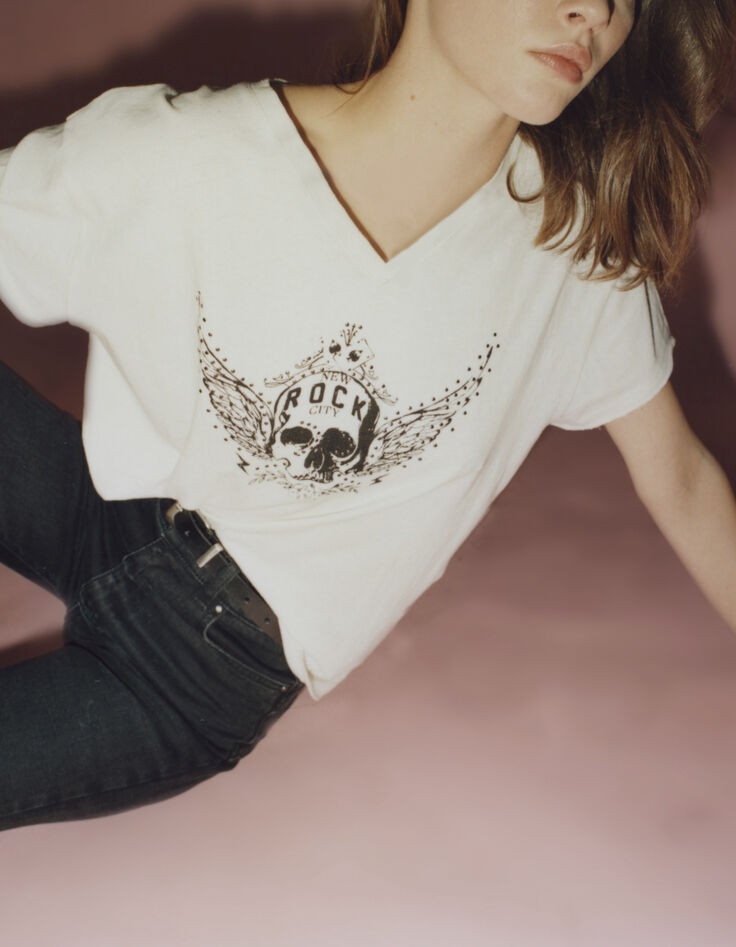 Tee-shirt blanc cassé visuel tête de mort ailée Femme-1