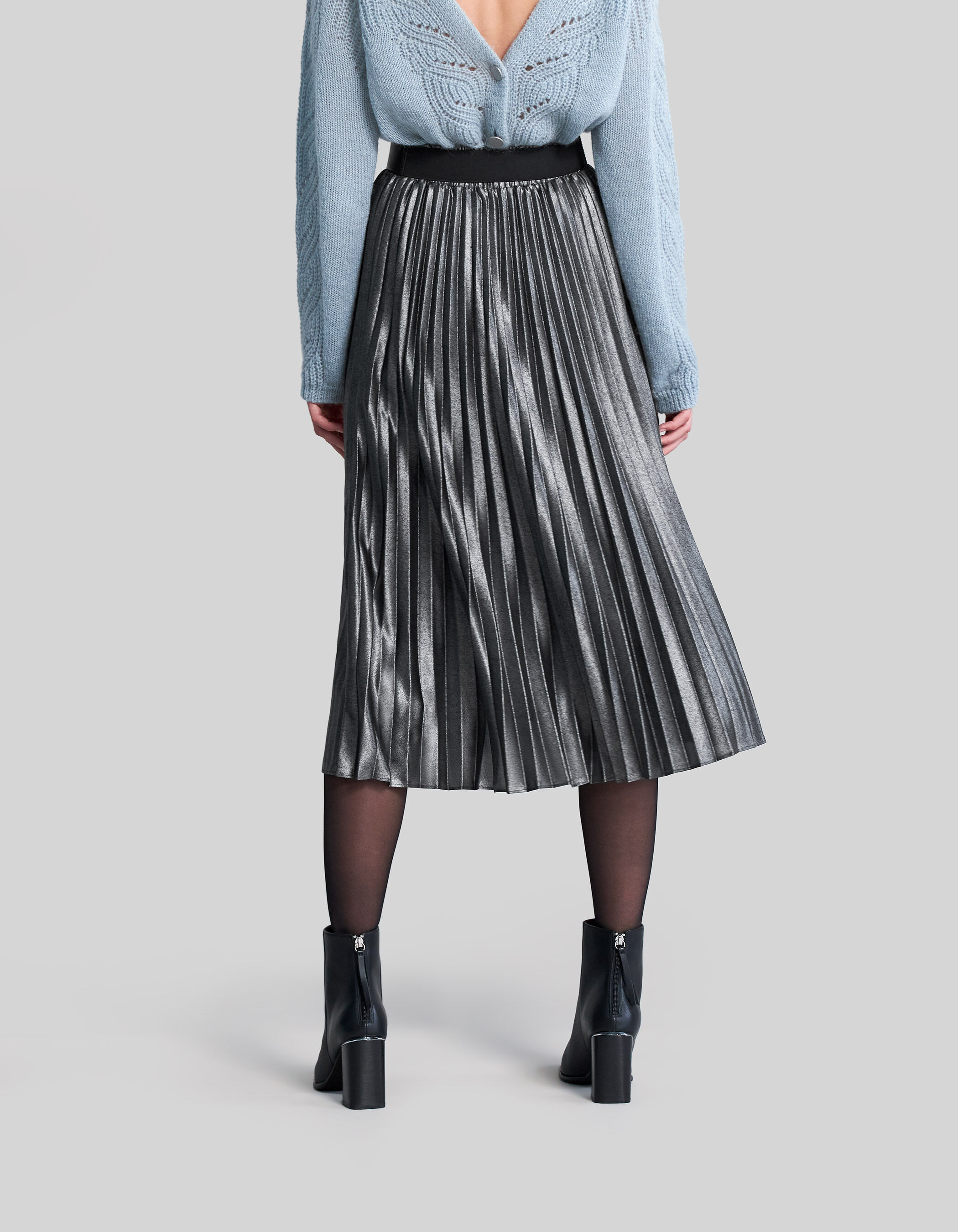 Silver pleated skirt queen new arrivals
