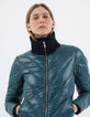 Kurze Damensteppjacke mit hohem Kragen-3