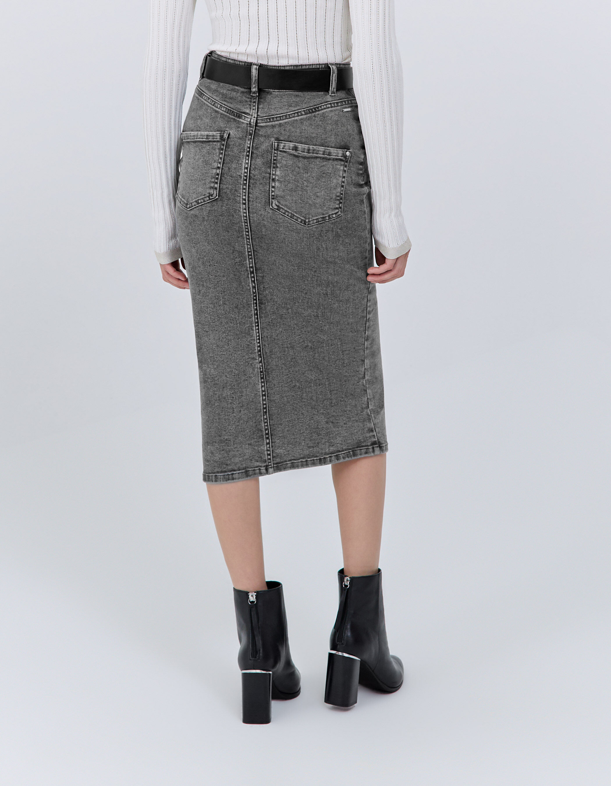 Grey pencil skirt best sale 3d