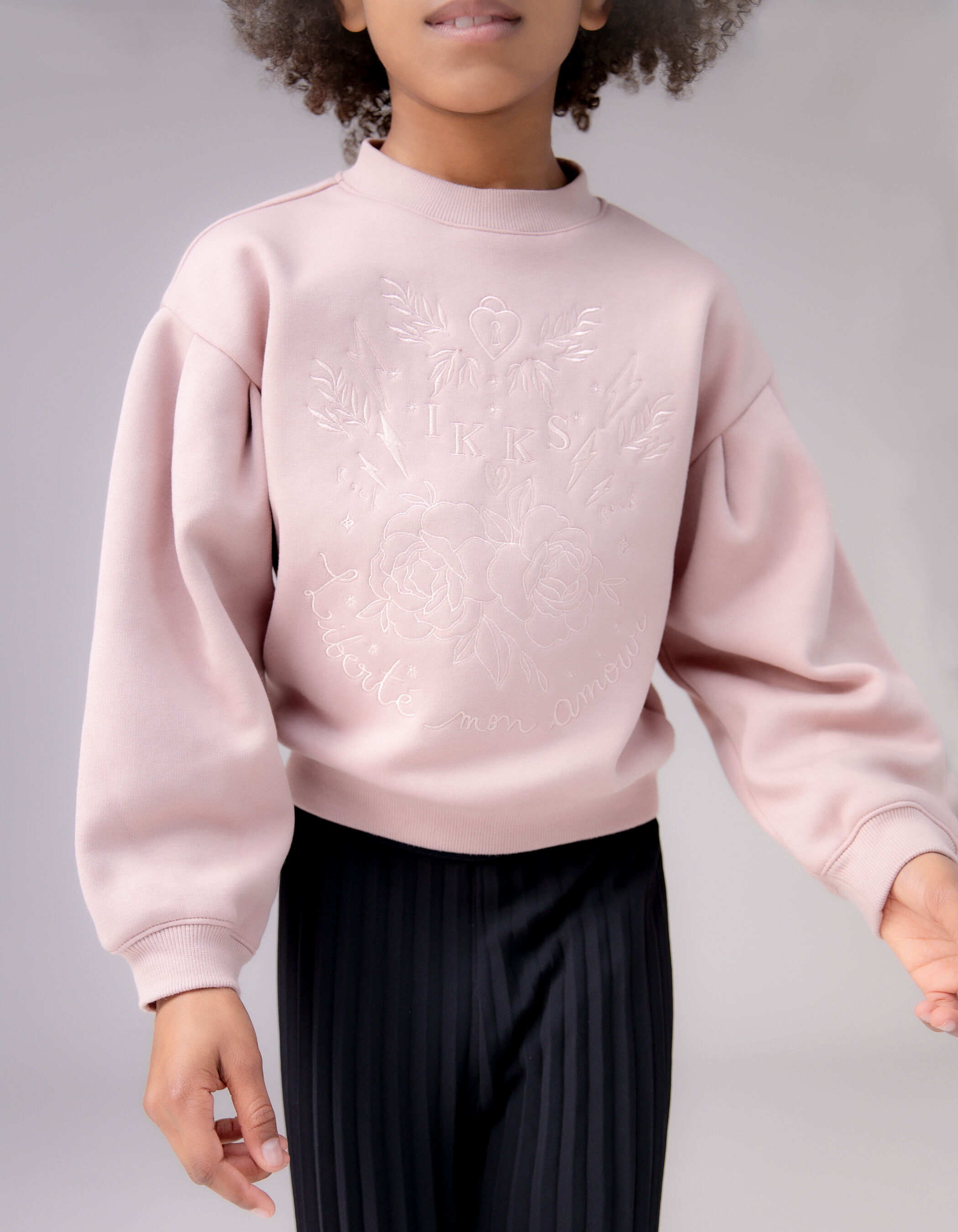 激安アウトレット通販 Pink sweatshirt with tone-on-tone embroidery for girls IKKS その他