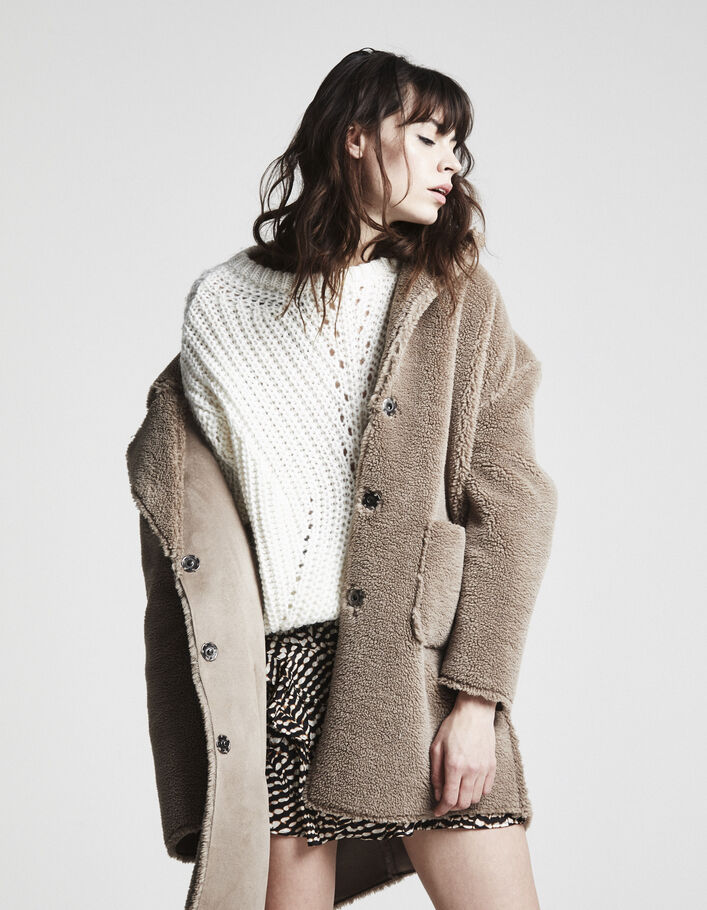 Women's large gauge sweater