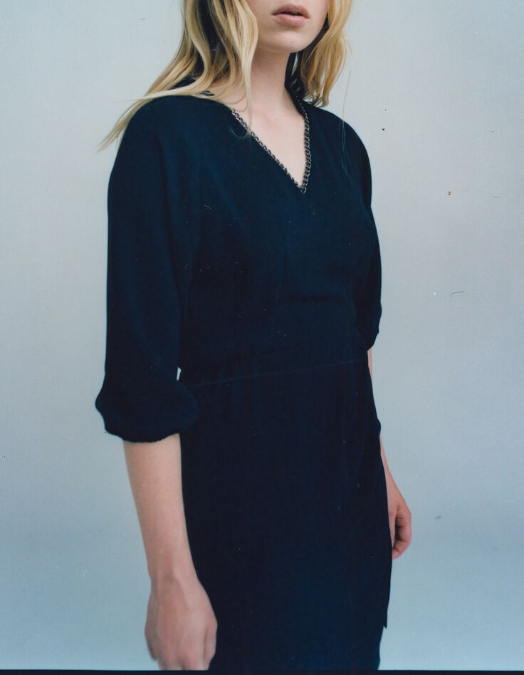 Vestido negro de cadena con cuello en V para Mujer-7