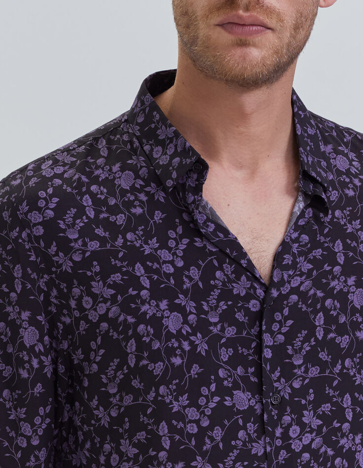 Men’s black LENZING™ ECOVERO™ SLIM shirt with dark purple flower motif-3