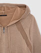Damen-Strickcardigan in Camel Lurex Blumen-Ajours hinten-4