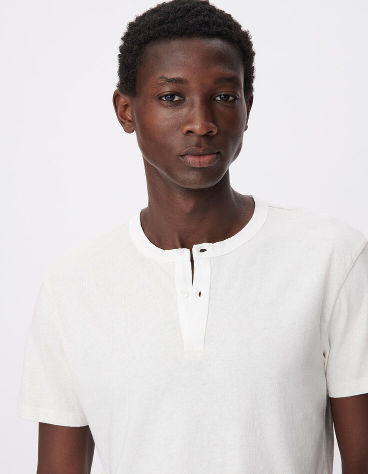 Heren-T-shirt met witte tuniekkraag-4
