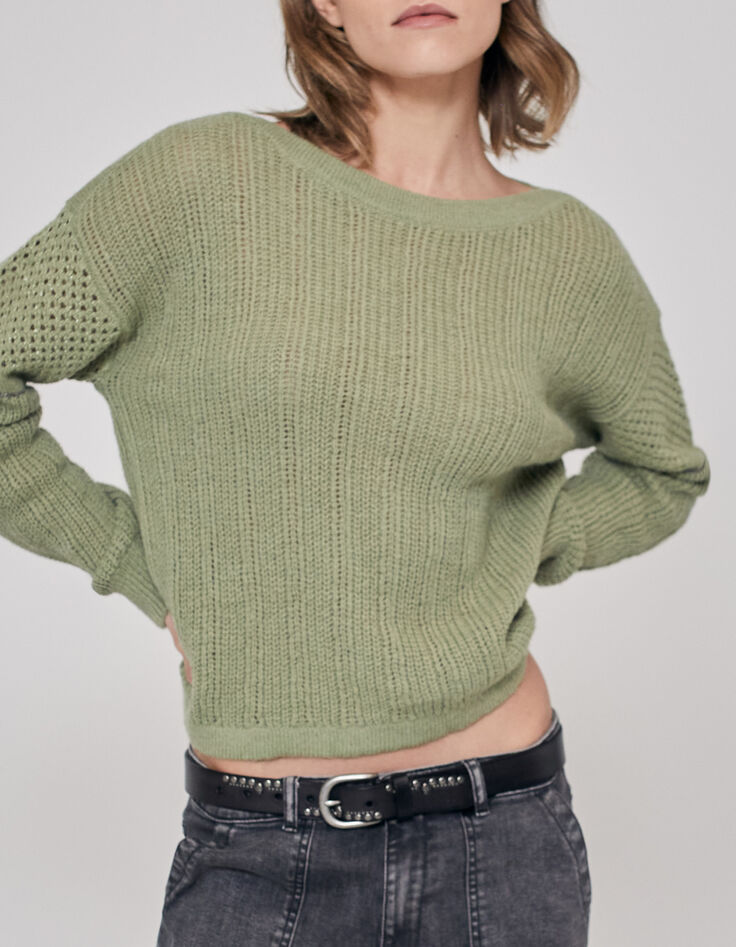 Pull kaki en maille avec jeux de point et chaînes sur les manches femme-2