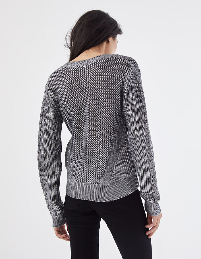 Damenstrickpullover mit Zopfmuster und V-Ausschnitt-3