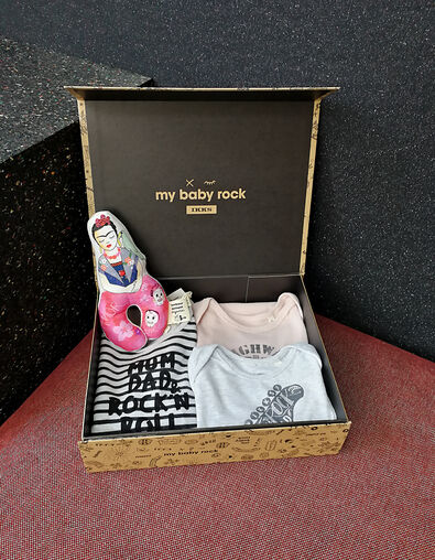 IKKS 3 organic cotton bodysuit+TAMBOUR BATTANT rattle box - IKKS