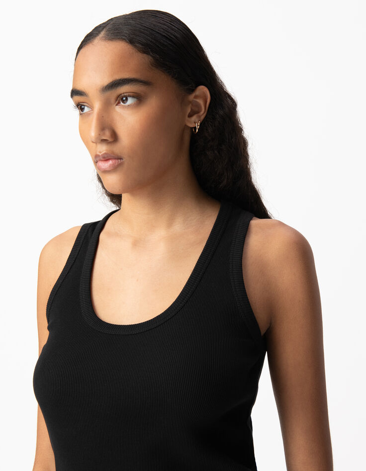 Schwarzes Damen-Tank-Top aus Rippstrick mit gesticktem Fischgrätenrücken-4