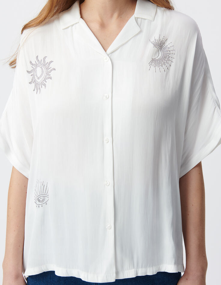 Wei&szlig;es Knitterhemd f&uuml;r Damen mit Nietenmuster-4