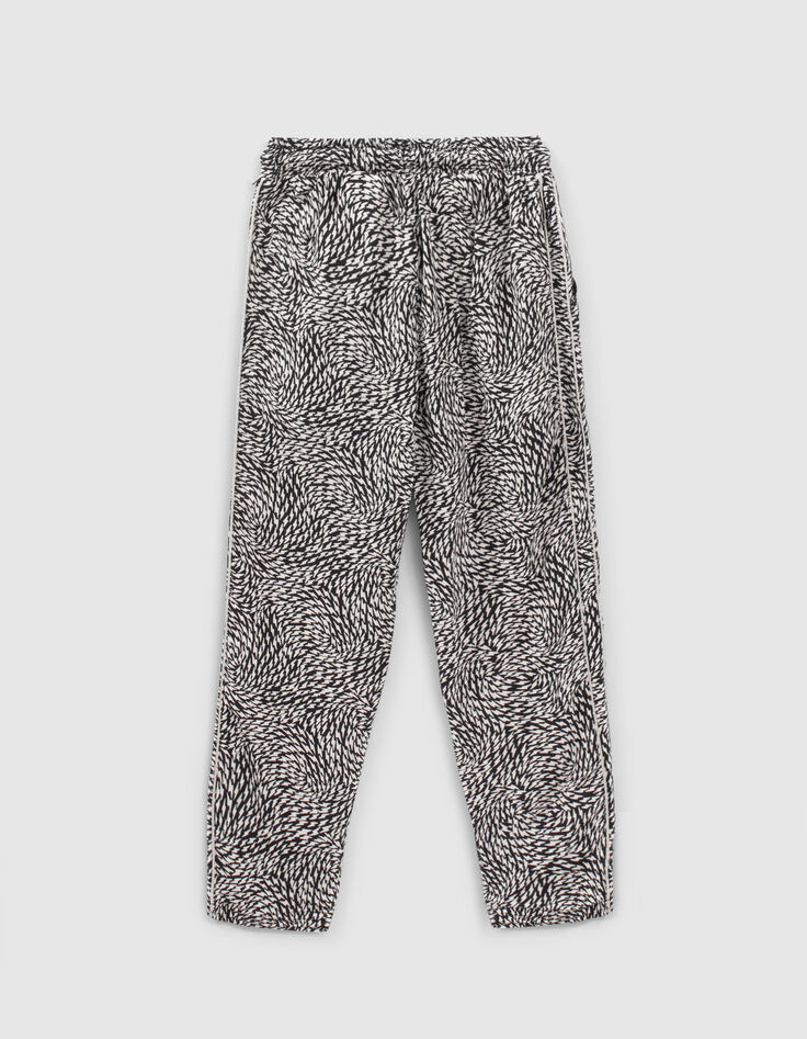 Schwarze Mädchenhose aus LENZING™ ECOVERO™ mit Grafikprint-3