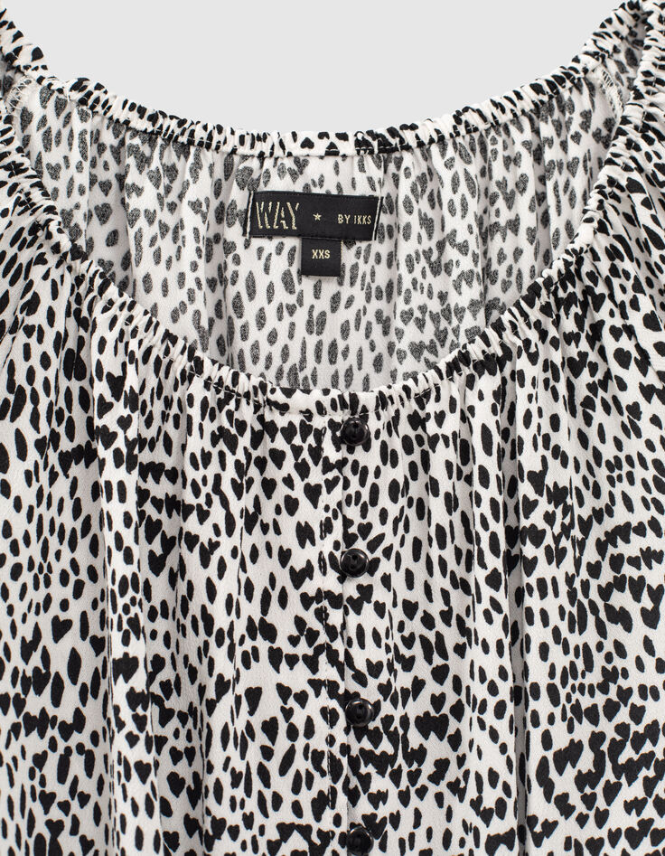 Cremewei&szlig;e M&auml;dchenbluse mit schwarzen Herzmotiven-2