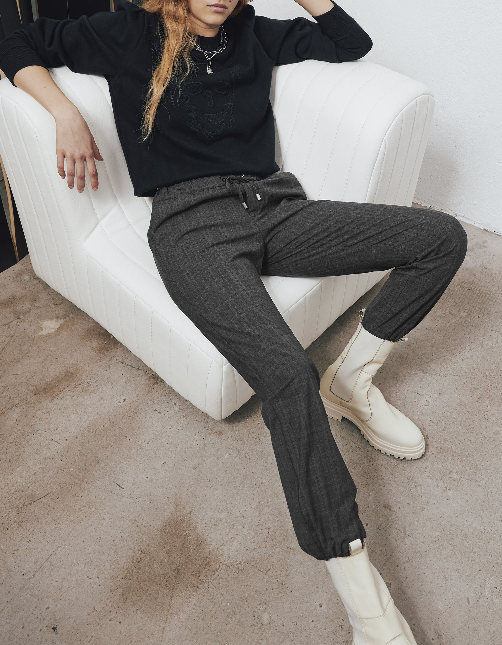 Pantalon gris à carreaux femme shop