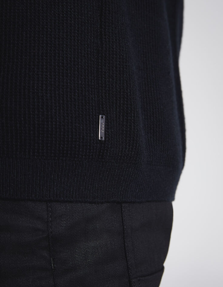 Schwarze Herrenkapuzenjacke aus 3D-Strick-4