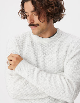 Jersey blanco jaspeado trenzado para hombre
