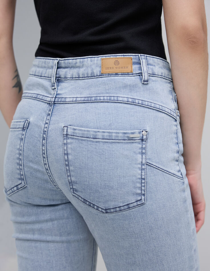 Jean droit bleu clair Waterless boutonné bas franges pour Femme-4 Jean droit bleu clair Waterless boutonné bas franges pour Femme-4