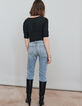 Damen-T-Shirt aus EcoVero™-Viskose mit Rockermotiv-3
