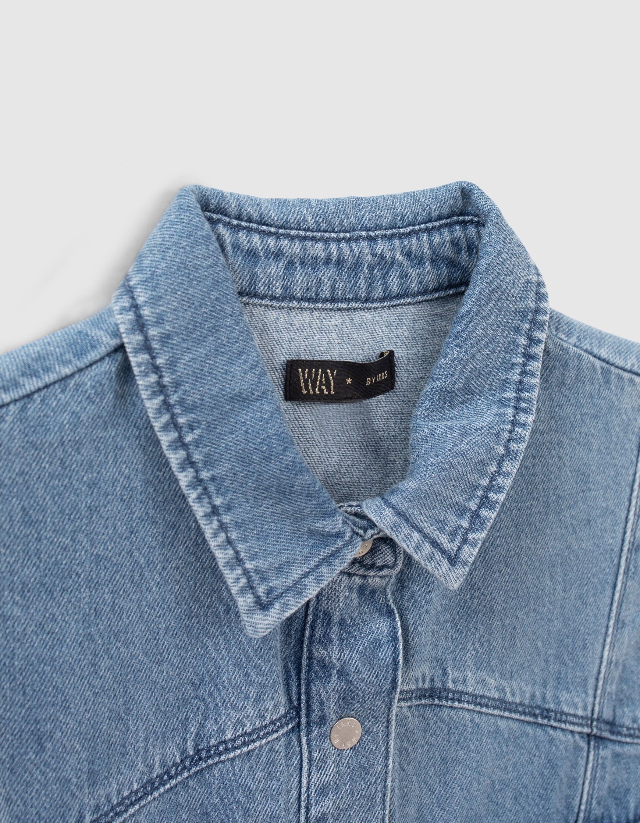 Combi short en jean bleue a decoupes placees fille IKKS