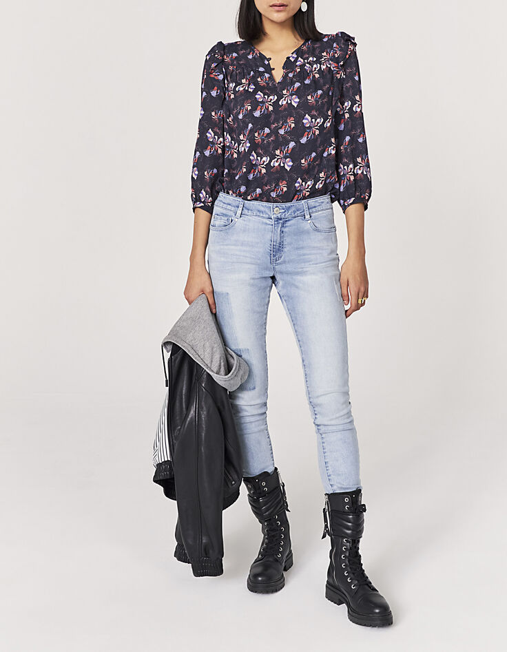 Damenbluse aus Ecovero® mit Blumenprint und Rüschen-6