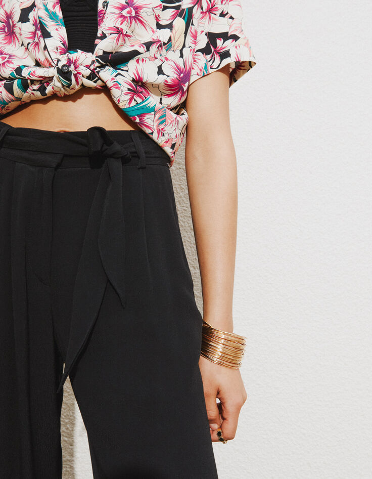 Schwarze, weite Damenhose mit abnehmbarem G&uuml;rtel-4