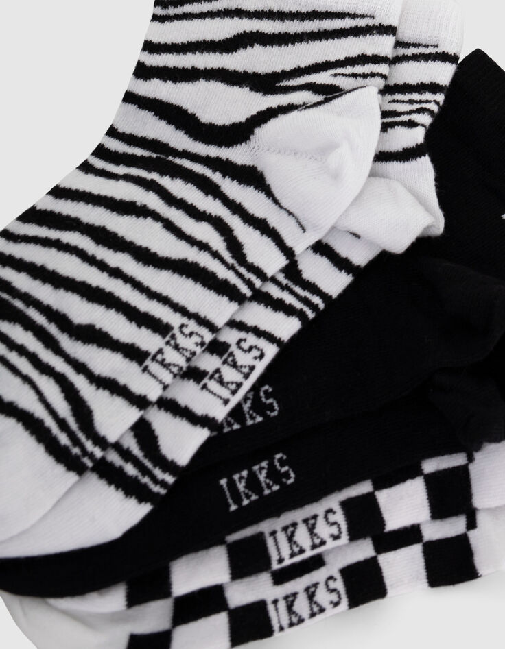 Women’s white/black patterned socks-6