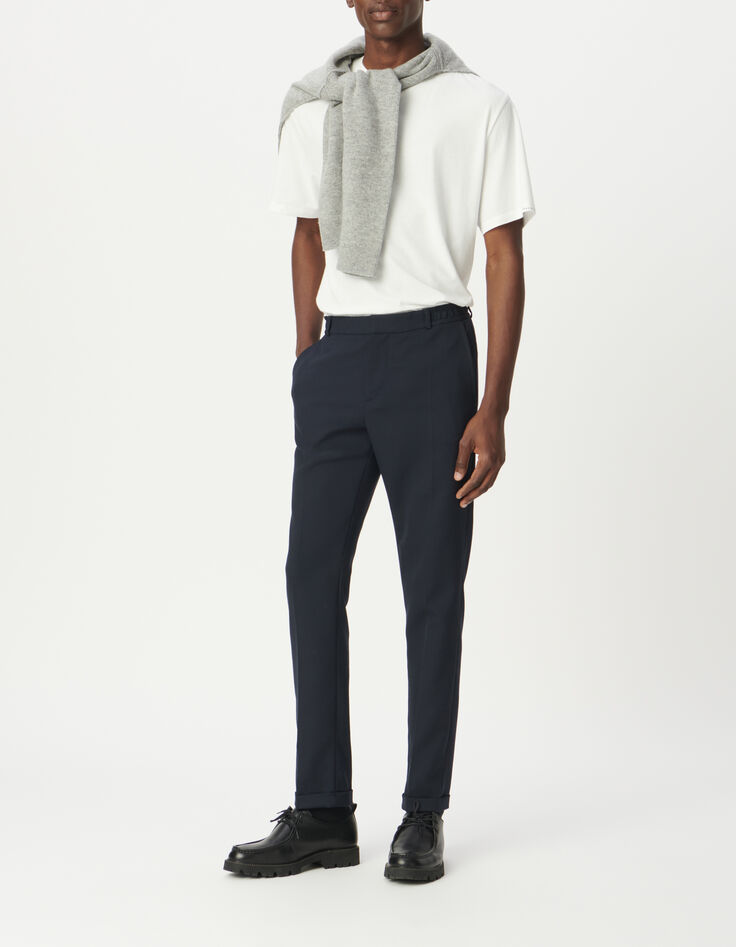 Pantal&oacute;n de traje azul marino el&aacute;stico detr&aacute;s hombre-1