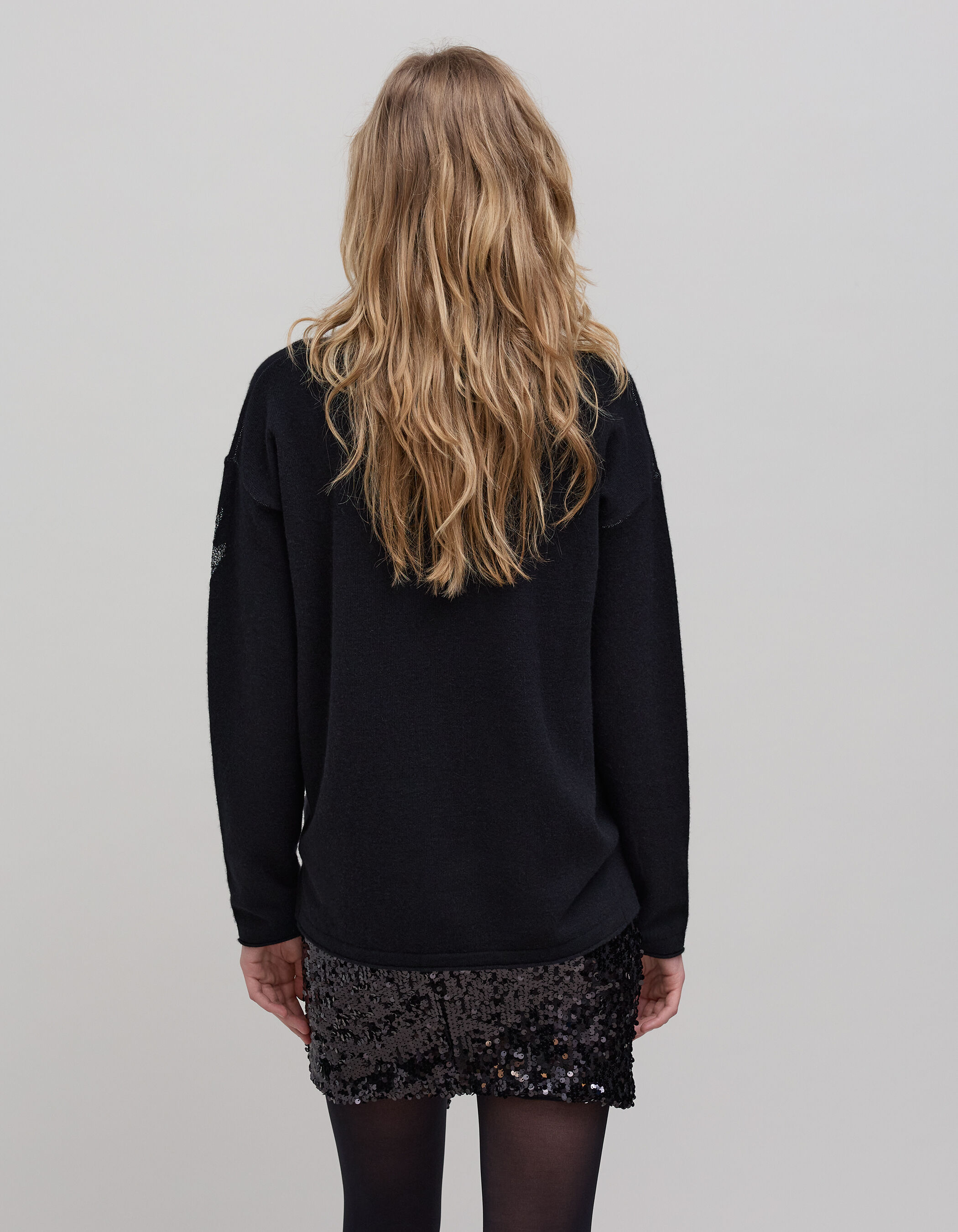 Jersey negro cuello V 100 cachemira mujer IKKS